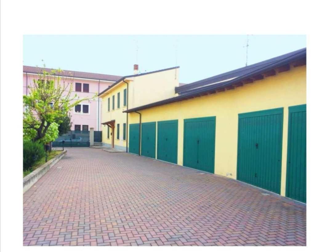 fiera camera Verona Exterior foto