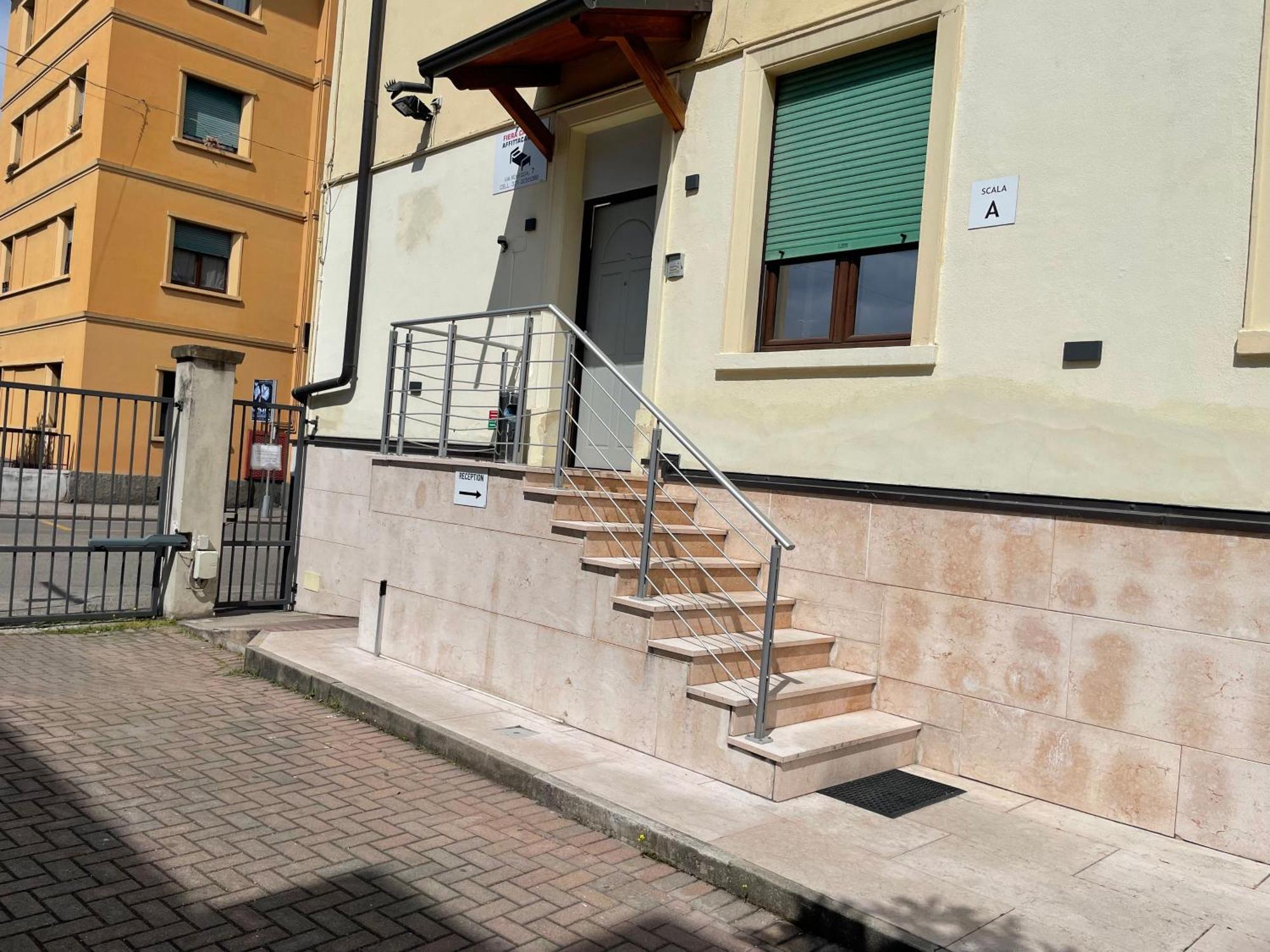 fiera camera Verona Exterior foto